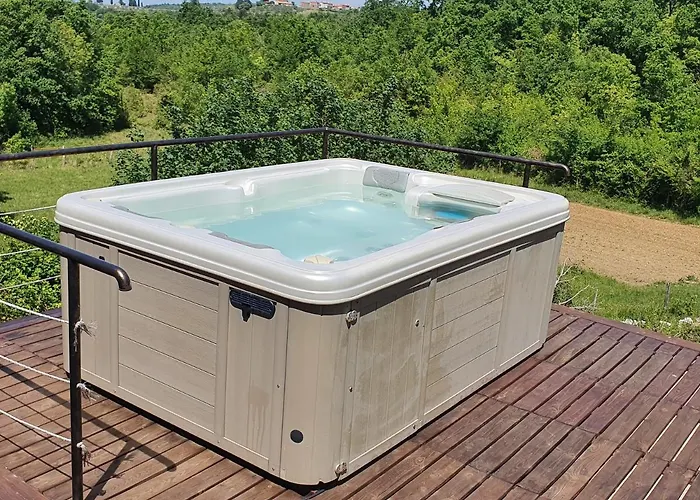 Casa Dei Boscarini gostionica Buje